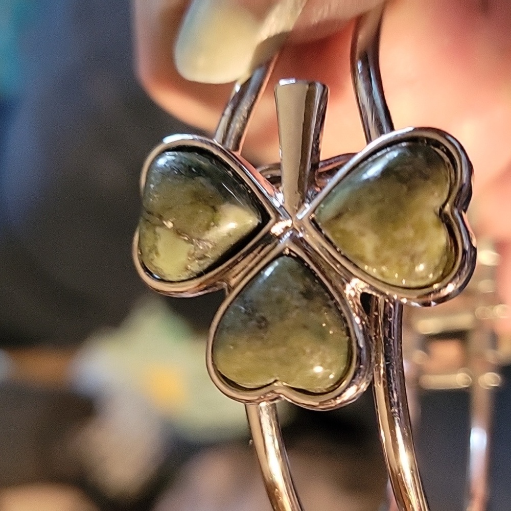 COPY - Shamrock bracelet